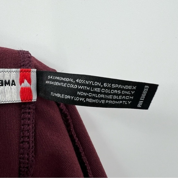 American Giant Ponte Kick Flare Crop Pant in Wine Size 14 Petite - Picture 4 of 8